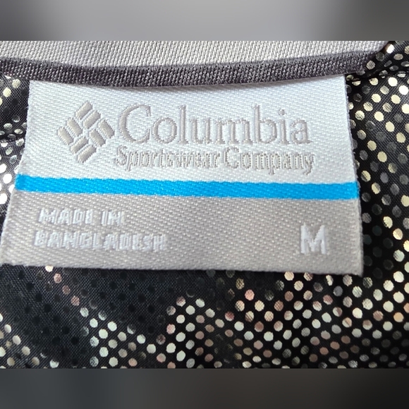 Columbia Women's Black Puffer Vest - Picture 7 of 12